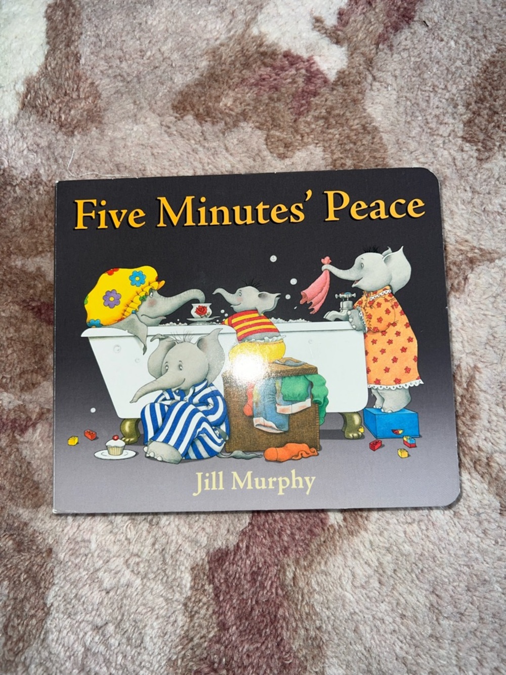 Five Minutes' Peace by Jill Murphy - Children's Board Book, Black Cover